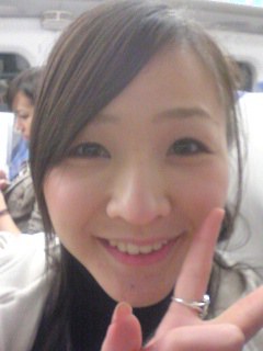 新幹線で大阪に着きました(*^-')ь