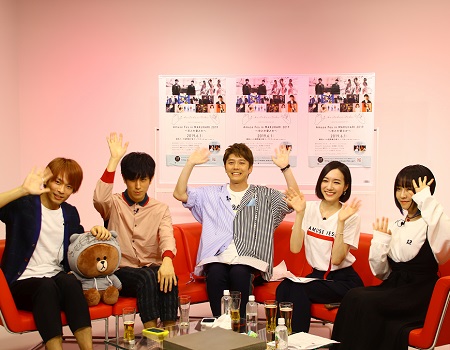 LINE LIVE生配信！