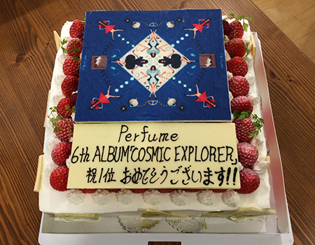 NEW ALBUM「COSMIC EXPLORER」ウィークリー1位!!!