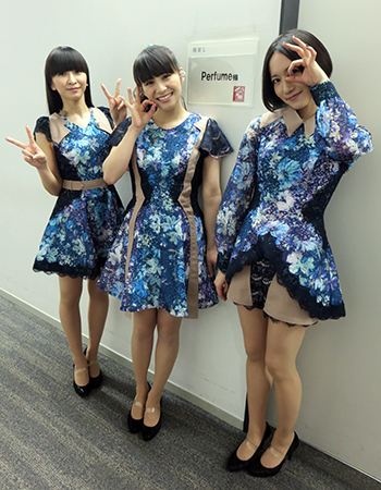 ライブパフォーマンスの秘密が明らかに…?!